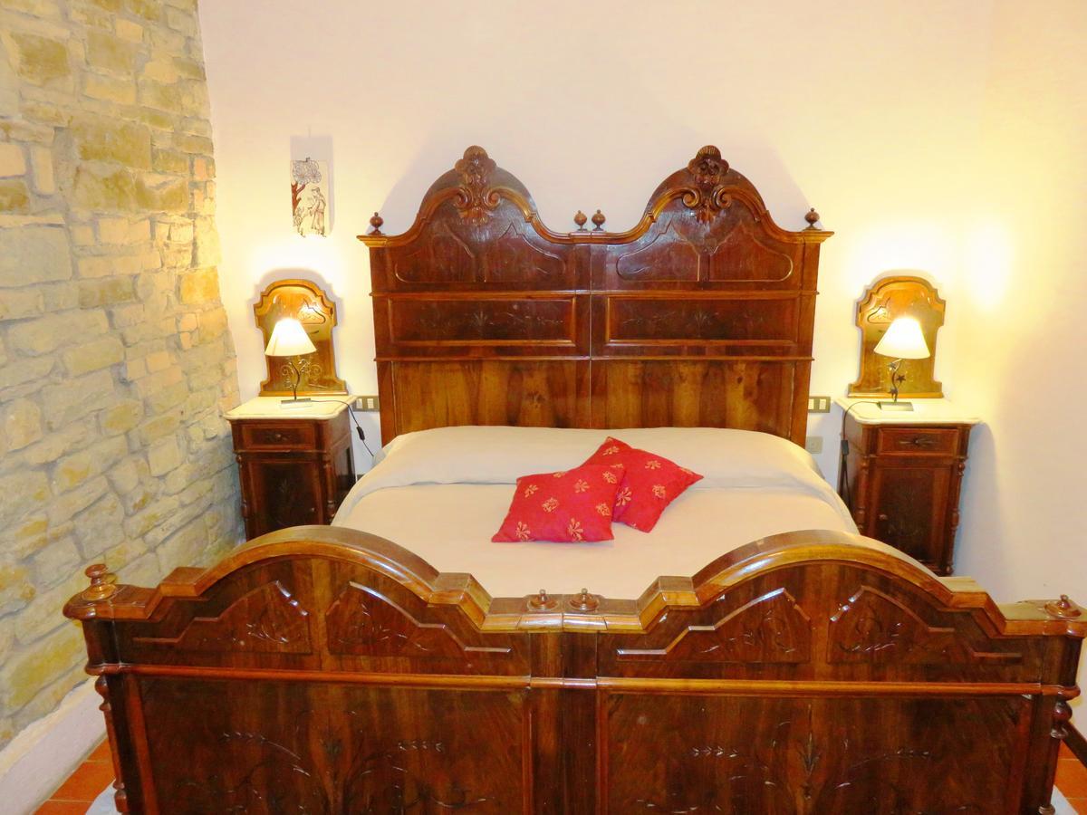 Castello Cortevecchio Gubbio Extérieur photo